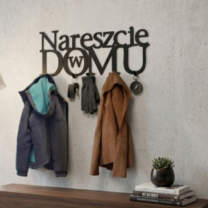 Metalowy Wieszak na ubrania Nareszcie w domu