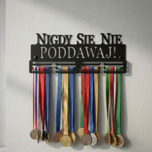 Metalowy wieszak ścienny na medale nigdy się nie poddawaj
