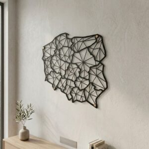 Geometryczna mapa Polski z województwami – przestrzenny efekt 3D Perspektywiczny widok na czarną metalową mapę Polski łączącą styl geometryczny z granicami województw, zamontowaną na dystansach.