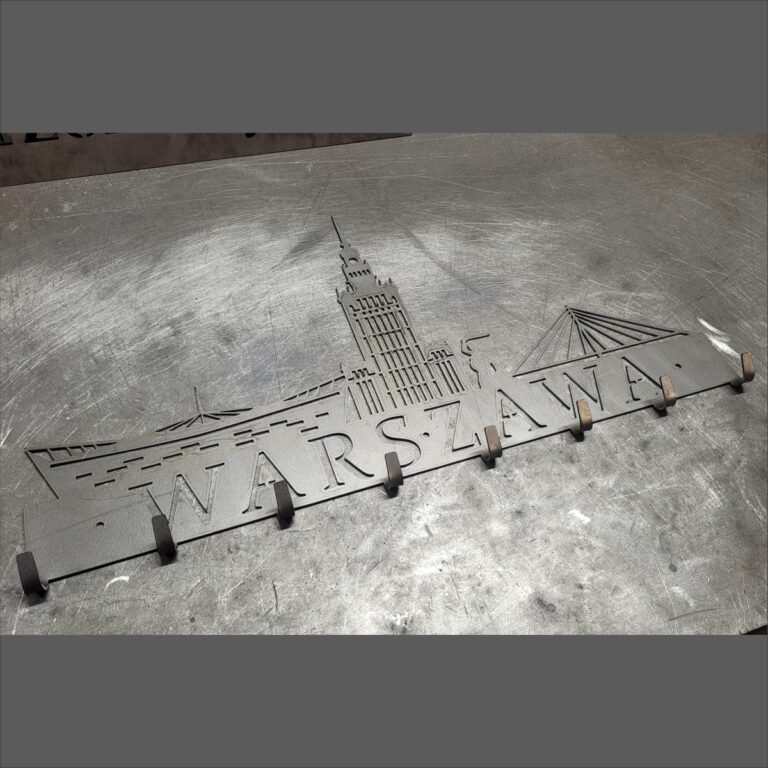 Wieszak ścienny „Warszawa” (70 cm) przed lakierowaniem